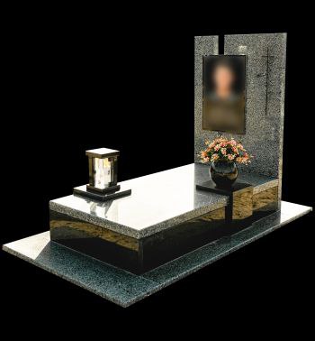 Одинарний пам’ятник №12